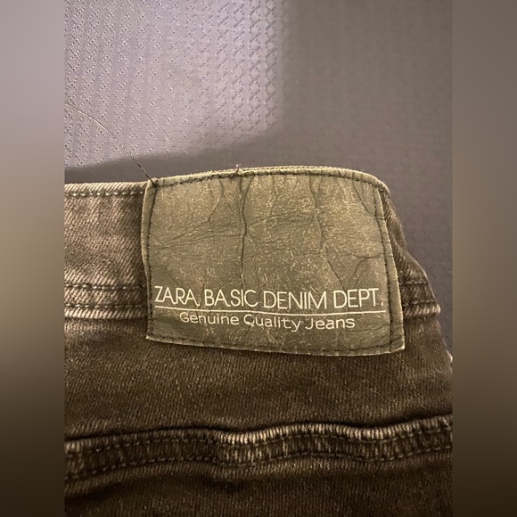 ZARA Basic Denim Jean - Picture 3 of 3